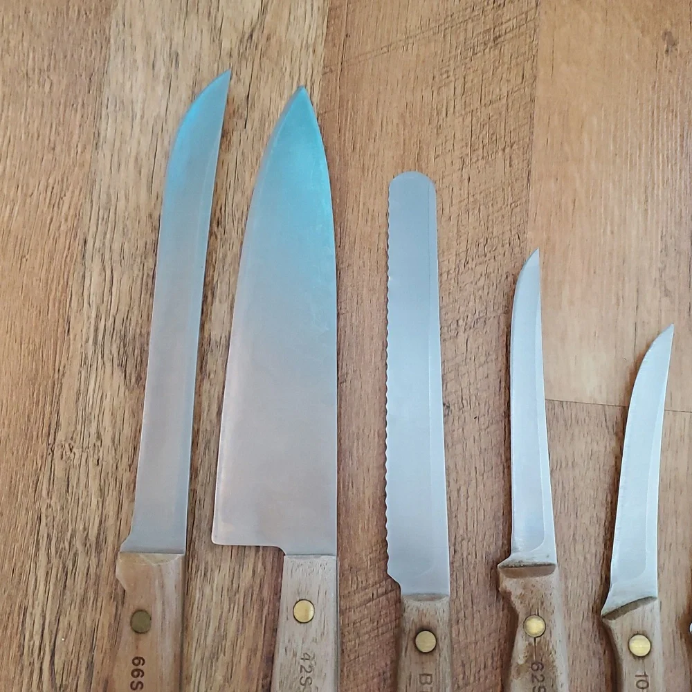 Chicago Cutlery Vintage Walnut Tradition 7 Knife‎ Set